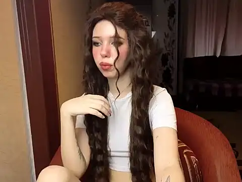 LiloMeoww online show from 06/21/26, 10:07