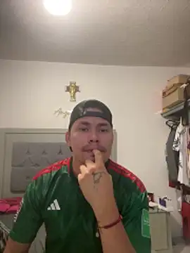 Lelara26 online show from 06/19/26, 10:57