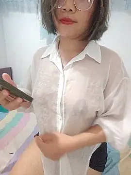 Snapshot of Lady-cum chatting on 06/20/26, 02:53 Lady-cum online show from 06/20/26, 02:53