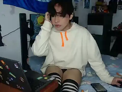 Snapshot of Tiff_-Styles chatting on 06/20/26, 10:01 Tiff -Styles online show from 06/20/26, 10:01