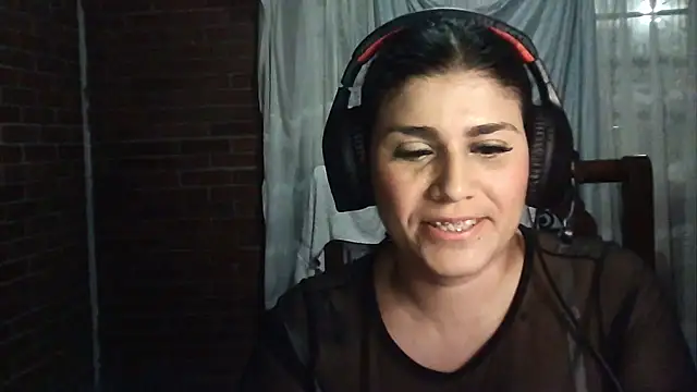 CarolinaMoretti online show from 07/14/26, 03:55