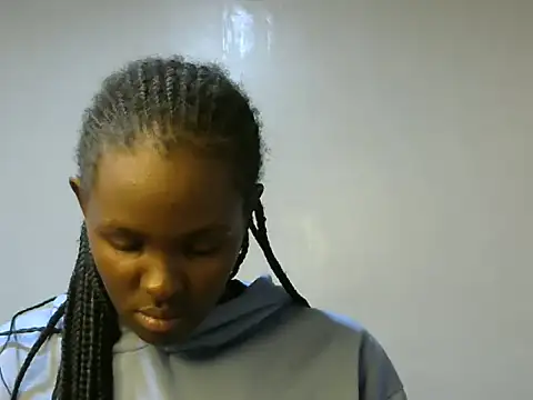 shypretty online show from 07/04/26, 06:03