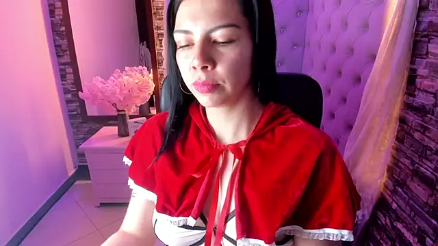 Chloe Crysstal online show from 07/16/26, 11:38