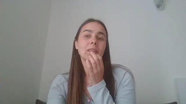 Vanelleda online show from 06/21/26, 02:19