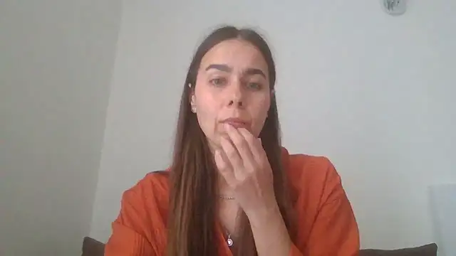 Vanelleda online show from 06/22/26, 10:01