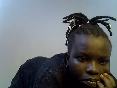Snapshot of lil_mama254 chatting on 06/20/26, 07:05 lil mama254 online show from 06/20/26, 07:05