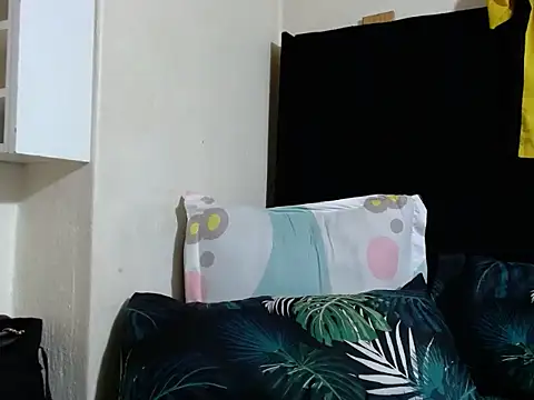 creamyslender23 online show from 07/14/26, 08:58