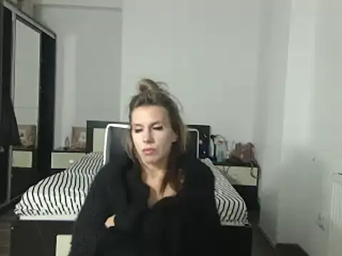 DedeSibel online show from 01/27/25, 06:52