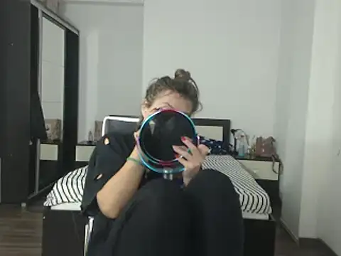 DedeSibel online show from 01/28/25, 10:45