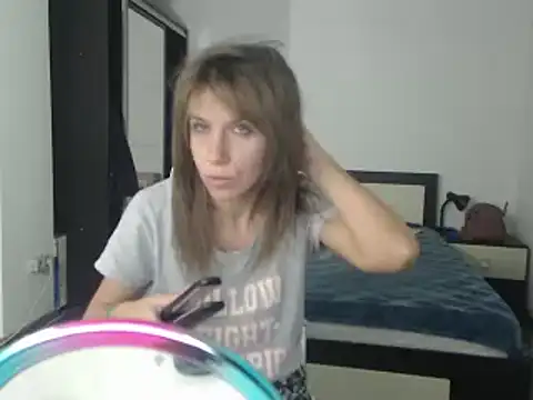 DedeSibel online show from 02/24/25, 05:43