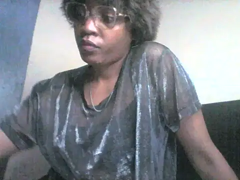 Snapshot of CannyDetour chatting on 07/24/26, 07:23 CannyDetour online show from 07/24/26, 07:23