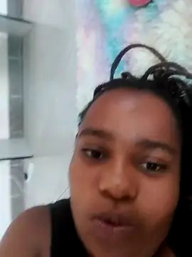 Snapshot of CurvyCharmsTush chatting on 07/02/26, 11:38 CurvyCharmsTush online show from 07/02/26, 11:38