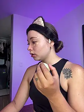 mia bornner online show from 07/08/26, 06:12