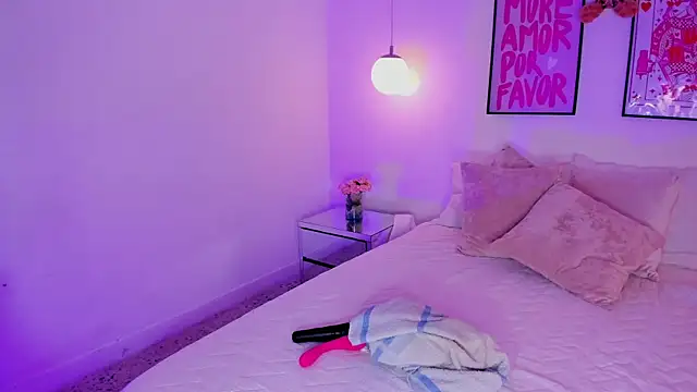 camilaa7 online show from 07/18/26, 07:23