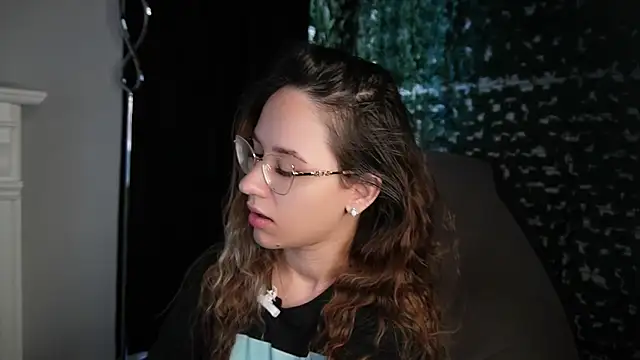 Nicole Bliss online show from 07/31/26, 05:18