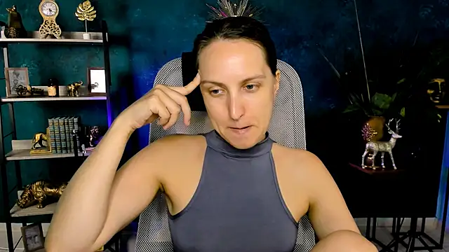 ErinWise online show from 08/09/26, 08:30