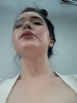 Snapshot of KittySpicy chatting on 06/22/26, 05:21 KittySpicy online show from 06/22/26, 05:21