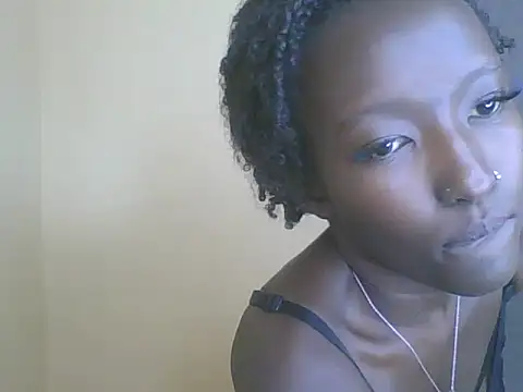 Snapshot of Keilay chatting on 07/07/26, 08:24 Keilay online show from 07/07/26, 08:24
