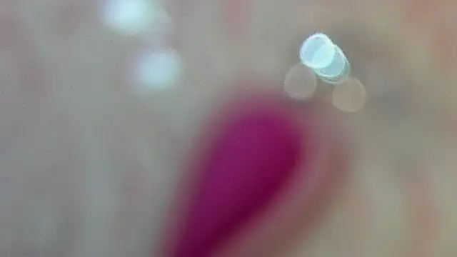 Snapshot of emma_luxx_ chatting on 08/04/26, 11:35 emma luxx online show from 08/04/26, 11:35