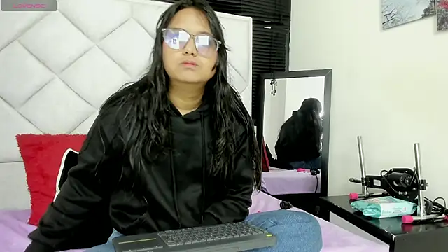 azul moonn online show from 08/05/26, 04:26