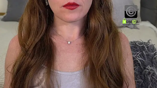 Snapshot of leverageurassets chatting on 10/28/25, 12:09 leverageurassets online show from 10/28/25, 12:09