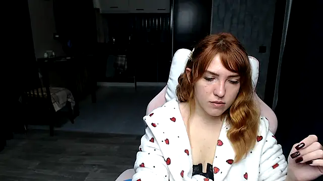 Snapshot of Reginasmilee chatting on 10/22/25, 03:07 Reginasmilee online show from 10/22/25, 03:07
