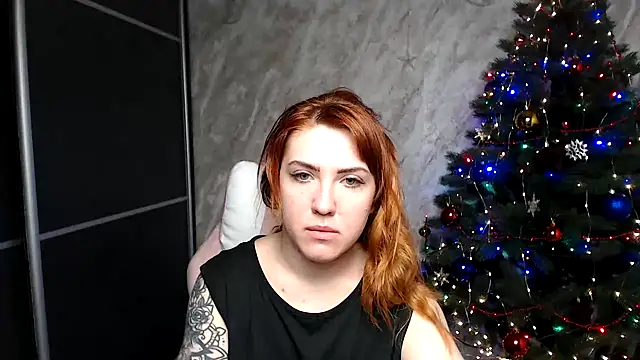 Snapshot of Reginasmilee chatting on 12/17/25, 01:55 Reginasmilee online show from 12/17/25, 01:55