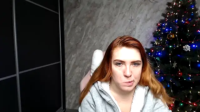 Snapshot of Reginasmilee chatting on 12/22/25, 04:09 Reginasmilee online show from 12/22/25, 04:09