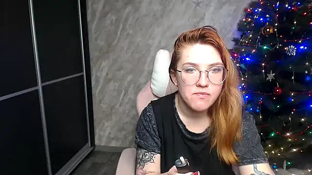 Snapshot of Reginasmilee chatting on 01/06/26, 02:04 Reginasmilee online show from 01/06/26, 02:04