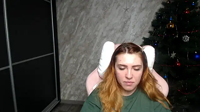 Snapshot of Reginasmilee chatting on 01/08/26, 02:25 Reginasmilee online show from 01/08/26, 02:25