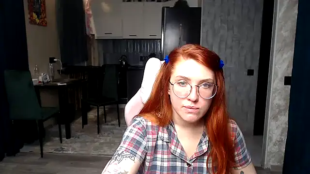 Reginasmilee online show from 03/17/26, 11:46