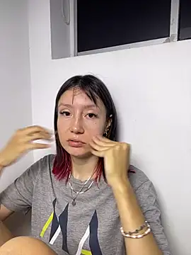 im lizzy17 online show from 07/15/26, 07:57