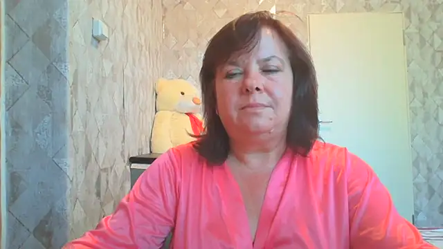 Snapshot of HannahAna39 chatting on 07/29/26, 03:43 HannahAna39 online show from 07/29/26, 03:43