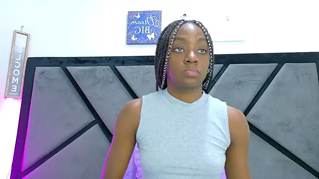 DarkDuchess online show from 06/25/26, 11:48