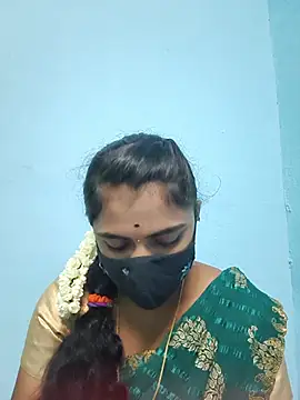 Snapshot of Megavarthinii chatting on 07/14/26, 03:11 Megavarthinii online show from 07/14/26, 03:11
