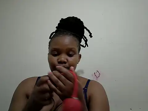 QueenAtynat online show from 06/24/26, 11:31