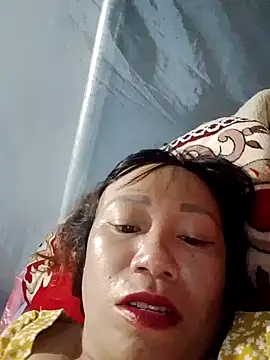 Moon squirtt online show from 07/19/26, 10:13