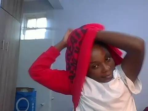 Snapshot of Teddy_llove chatting on 07/05/26, 01:18 Teddy llove online show from 07/05/26, 01:18