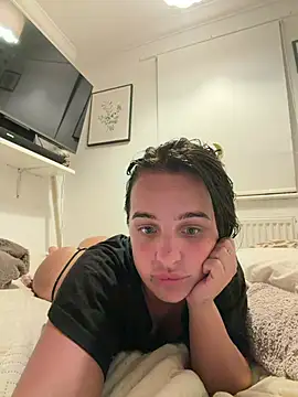 rubylouisess  online show from 06/26/26, 11:09