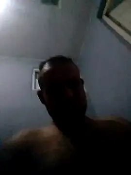 Snapshot of lozan2 chatting on 06/27/26, 06:29 lozan2 online show from 06/27/26, 06:29