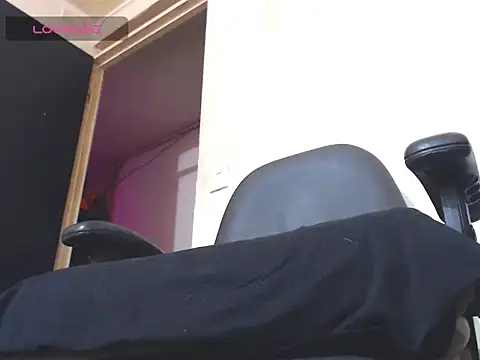 WOLFMONSTERDICK online show from 06/06/26, 02:27
