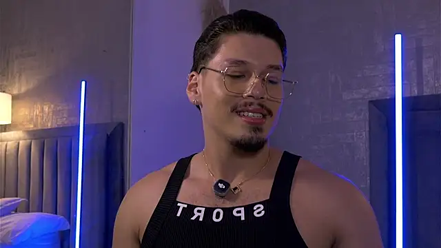 NiklasBruun online show from 07/13/26, 04:59