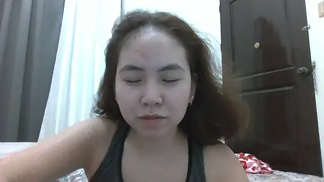 Snapshot of jshatsuse chatting on 06/28/26, 12:00 jshatsuse online show from 06/28/26, 12:00