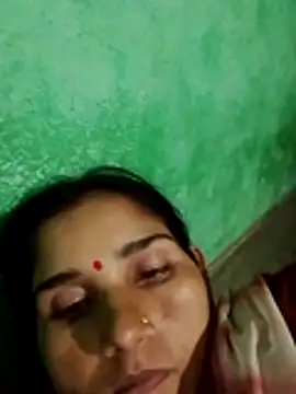 Snapshot of Seela_babu chatting on 06/29/26, 04:29 Seela babu online show from 06/29/26, 04:29