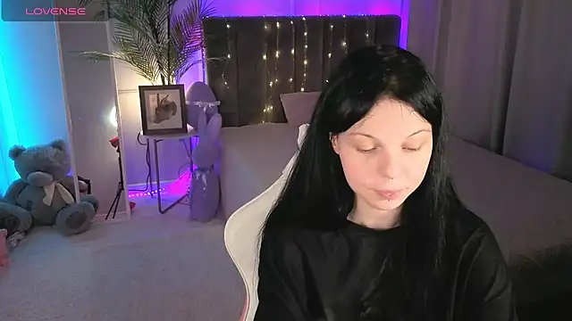Ann Daiisy online show from 07/07/26, 08:46
