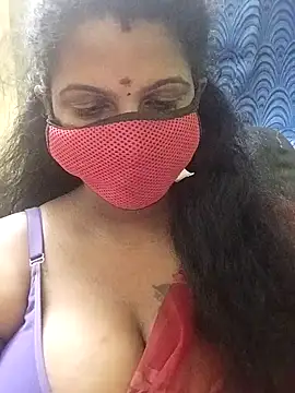 Snapshot of Poojitha-Queen chatting on 07/03/26, 05:19 Poojitha-Queen online show from 07/03/26, 05:19