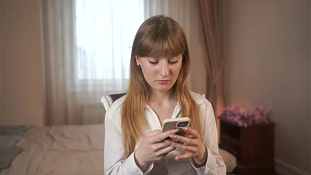 Snapshot of AprilChown chatting on 07/01/26, 01:13 AprilChown online show from 07/01/26, 01:13