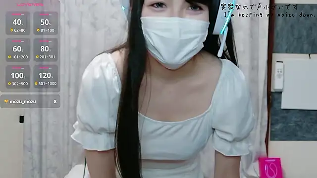 Snapshot of uni_hisohiso chatting on 07/15/26, 01:27 uni hisohiso online show from 07/15/26, 01:27