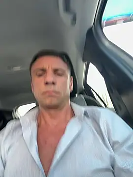 Snapshot of Pierluigi78 chatting on 07/01/26, 09:00 Pierluigi78 online show from 07/01/26, 09:00
