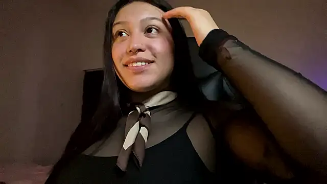 Snapshot of Lilyhotson chatting on 07/21/26, 10:45 Lilyhotson online show from 07/21/26, 10:45